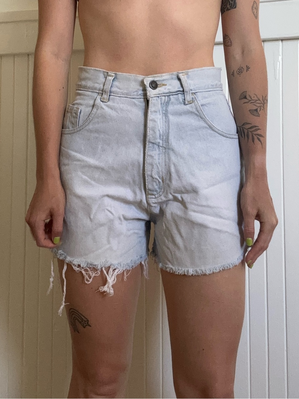 Cutoff Jean shorts